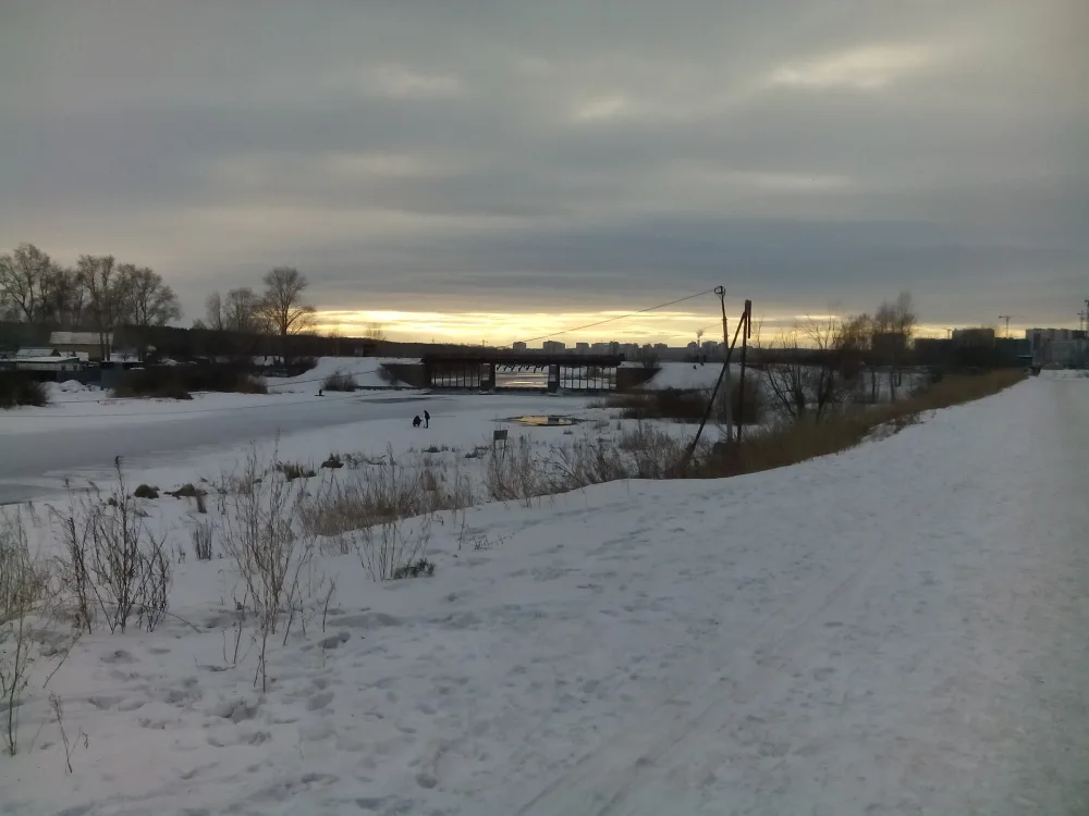 Плотина «Коммунар» (Челябинск)