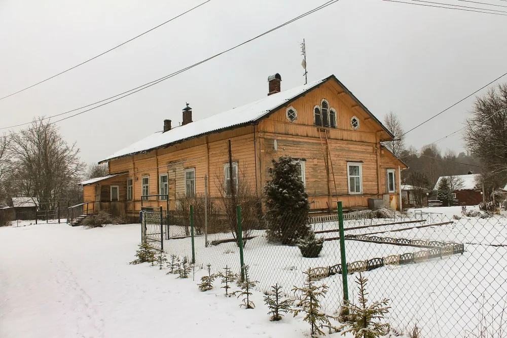 Железнодорожная казарма (Куликово)