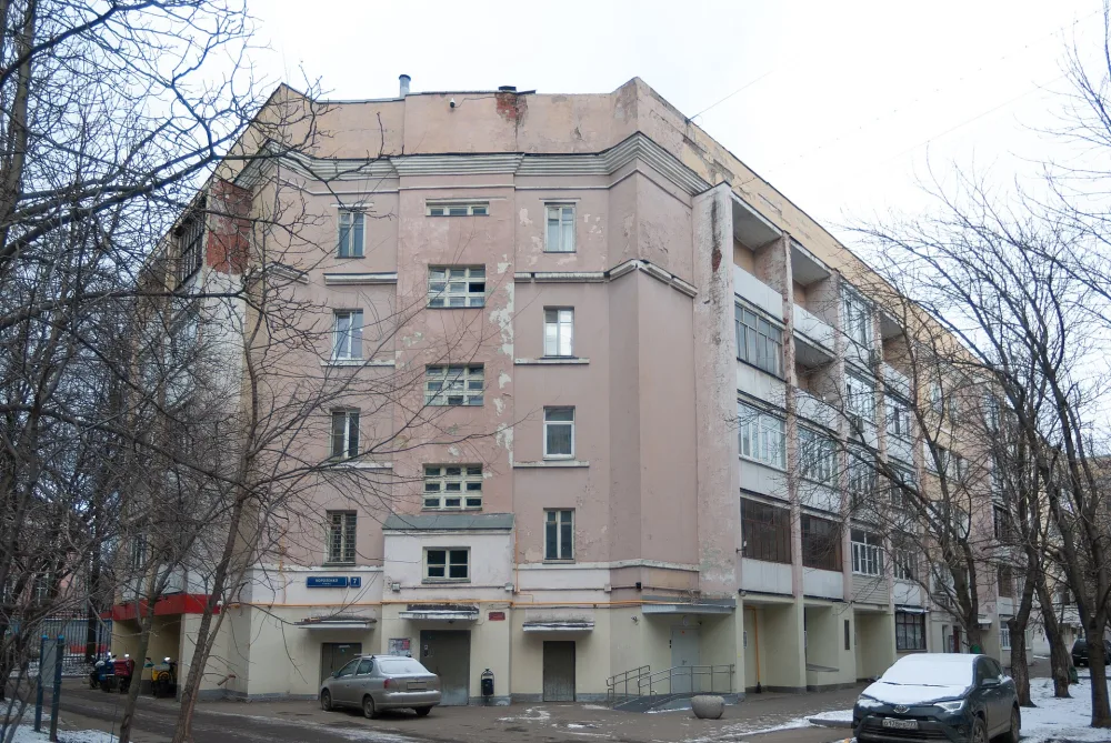 Улица Короленко 7 к1