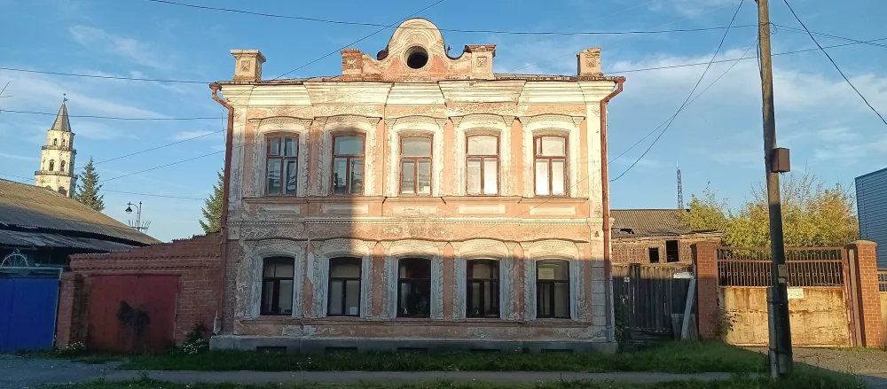 Купеческий особняк Власова (Невьянск)