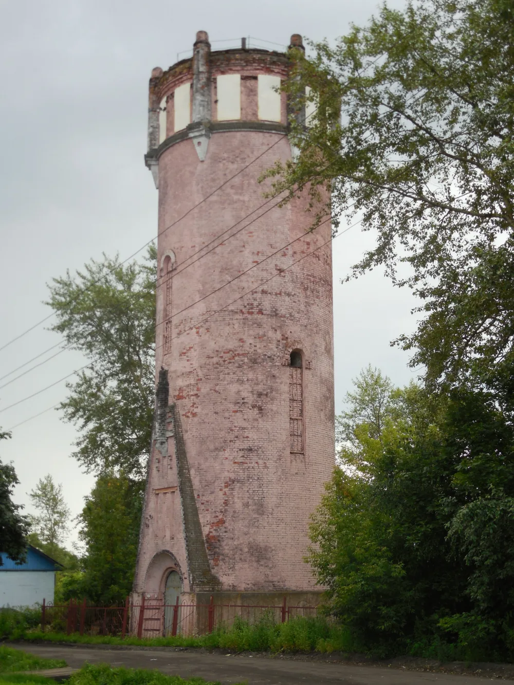 Водонапорная башня (новая) (Данилов)