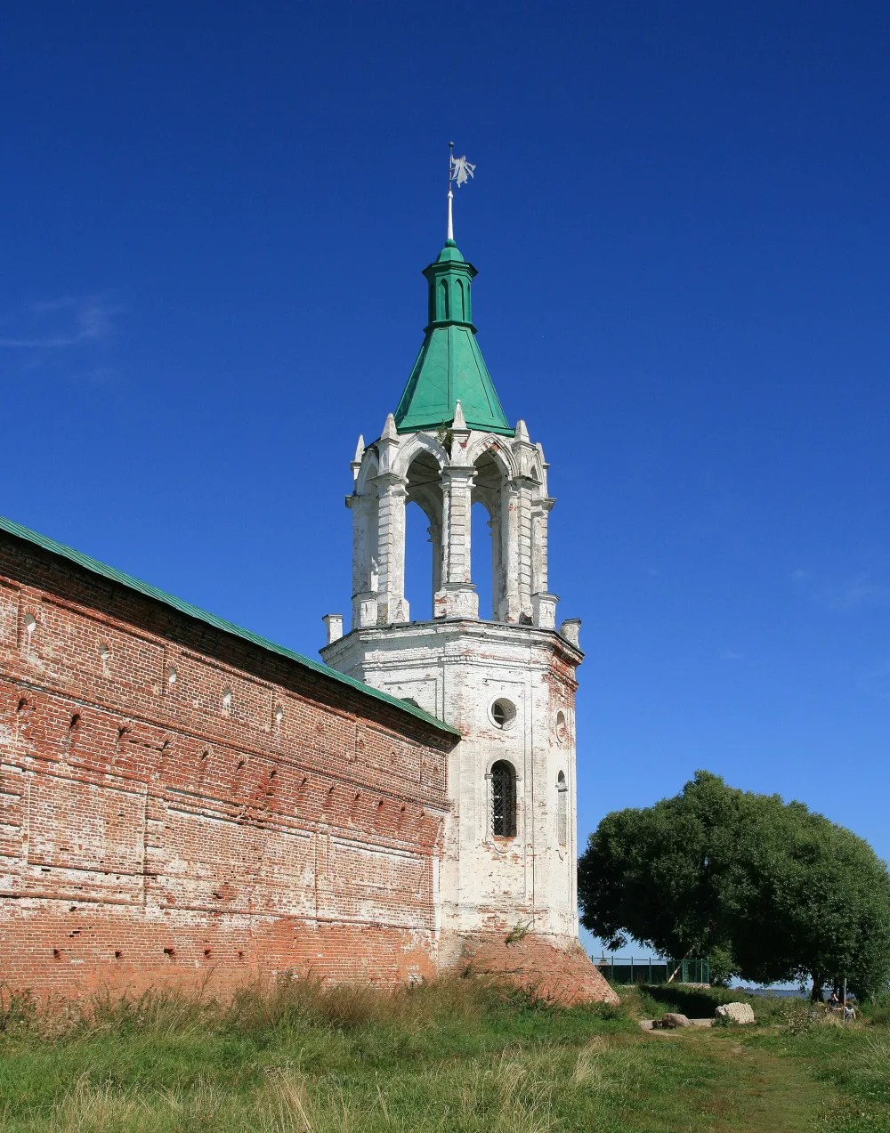 Юго-восточная башня (Ростов)
