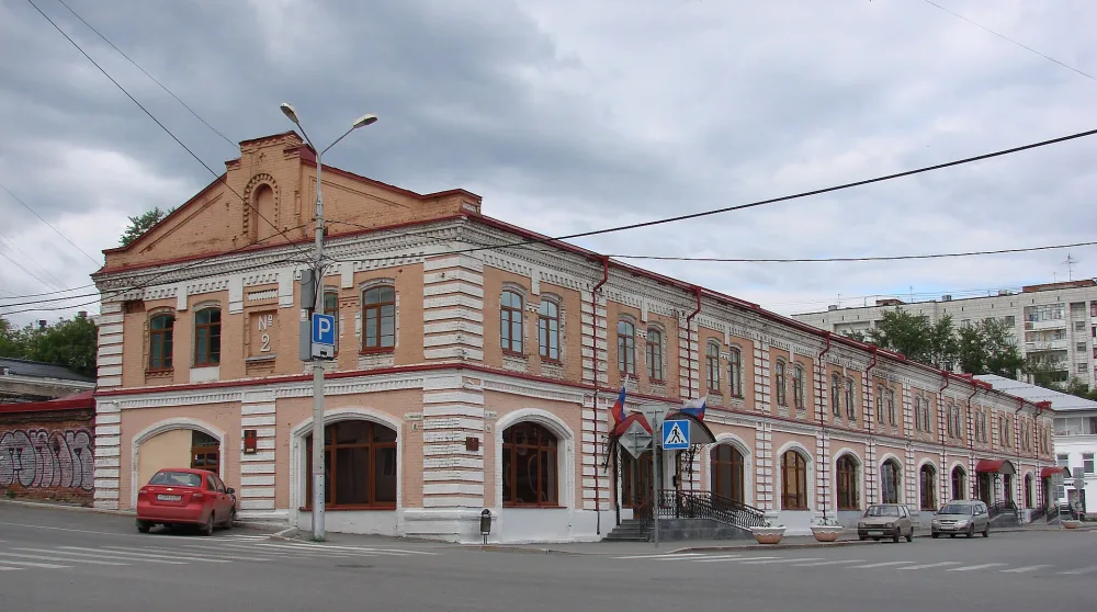 Дом Эскина (меховые магазины Положенко). Торговый пассаж № 2 Черного рынка