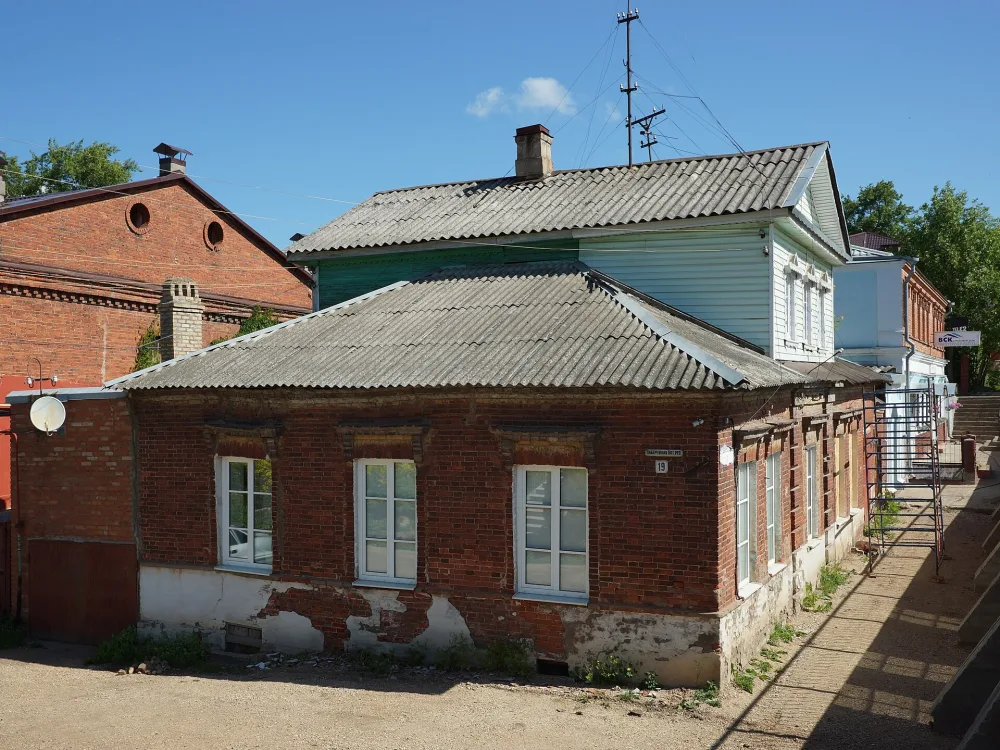 Жилой дом (Боровичи)