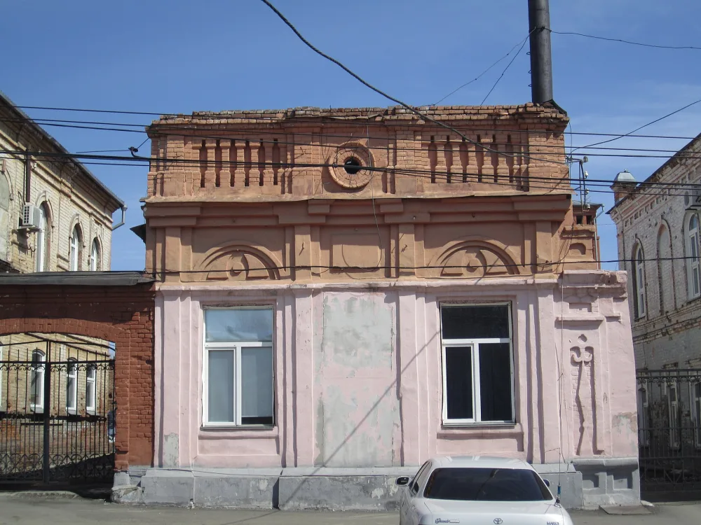 Флигель