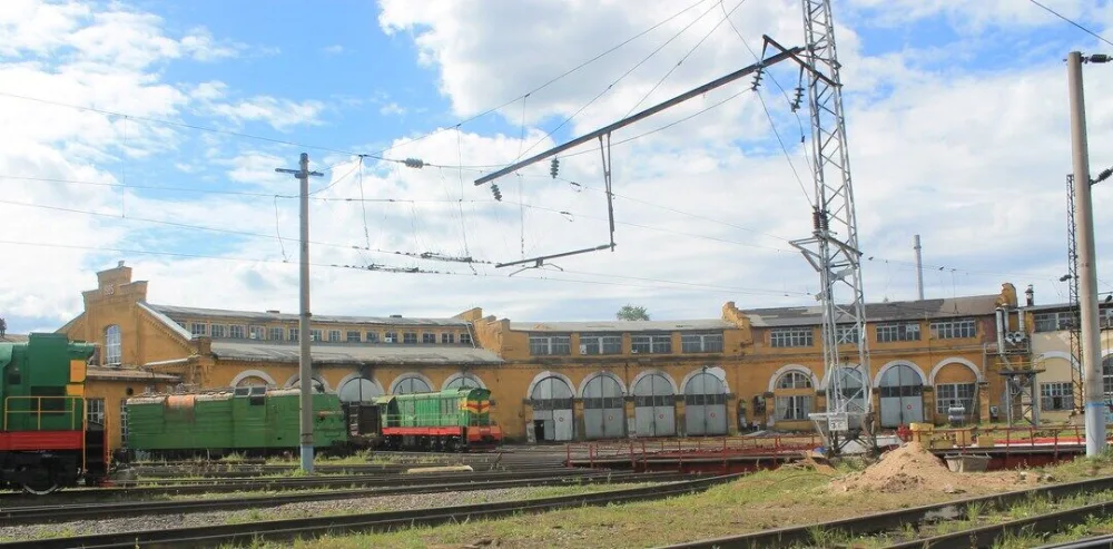 Здание паровозного депо