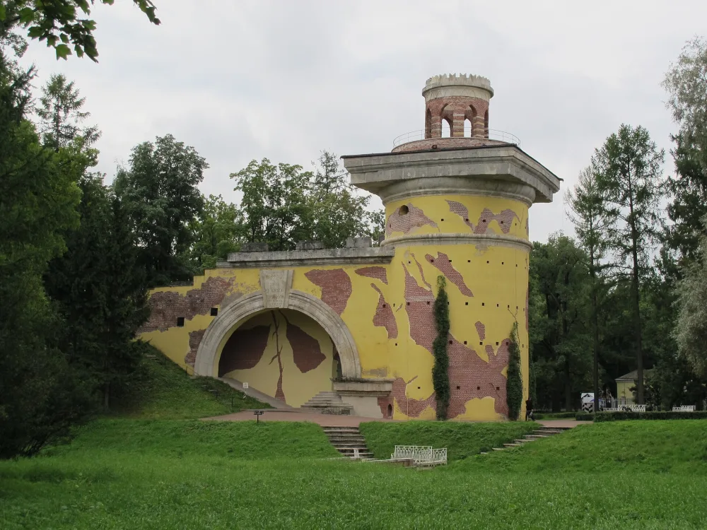 Башня-руина