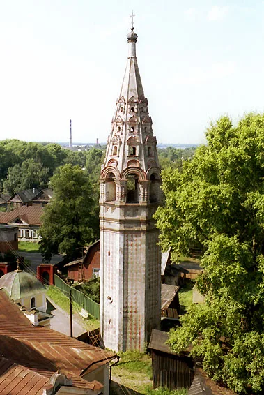Колокольня Воскресенской церкви (Осташков)
