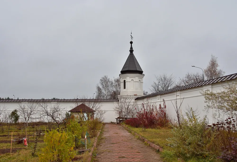 Ограда (Авдотьино)