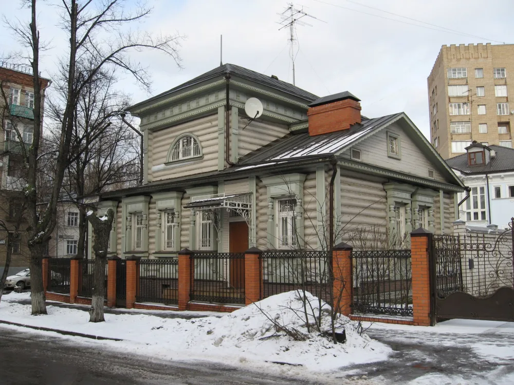 Жилой дом с художественной мастерской (Тверской)