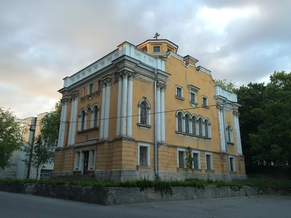 Храм Преображения Господня на Аптекарском острове