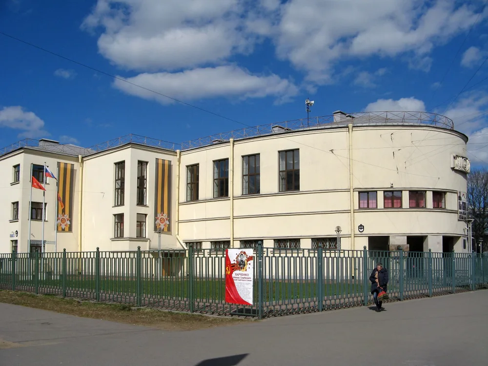 Здание школы