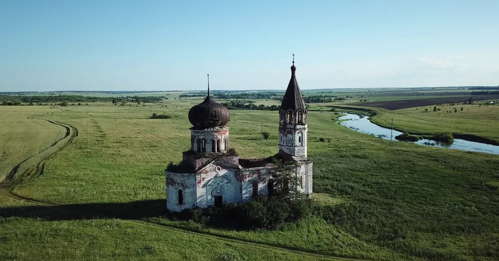 Церковь Троицы Живоначальной (Крестовоздвиженская) (Анненковский Карьер)