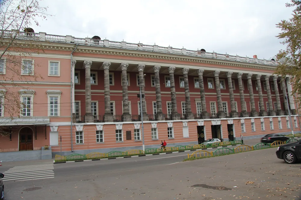 1-й Краснокурсантский проезд 3/5