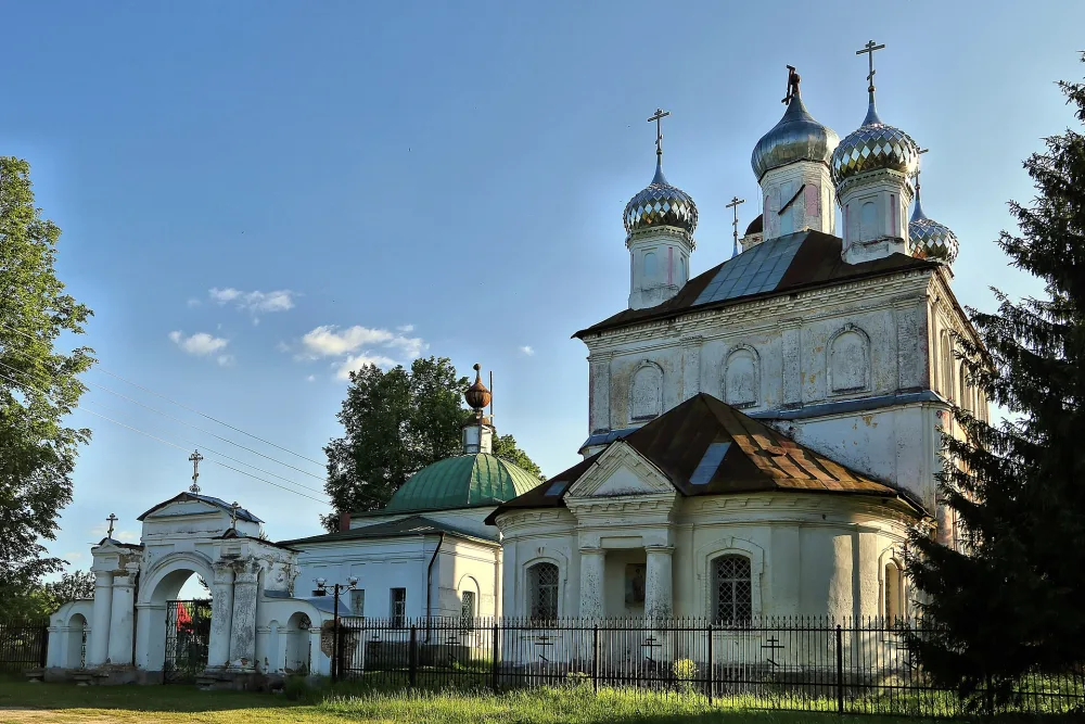 Храмовый комплекс (Погост Димитрия Солунского (Хлебницы))