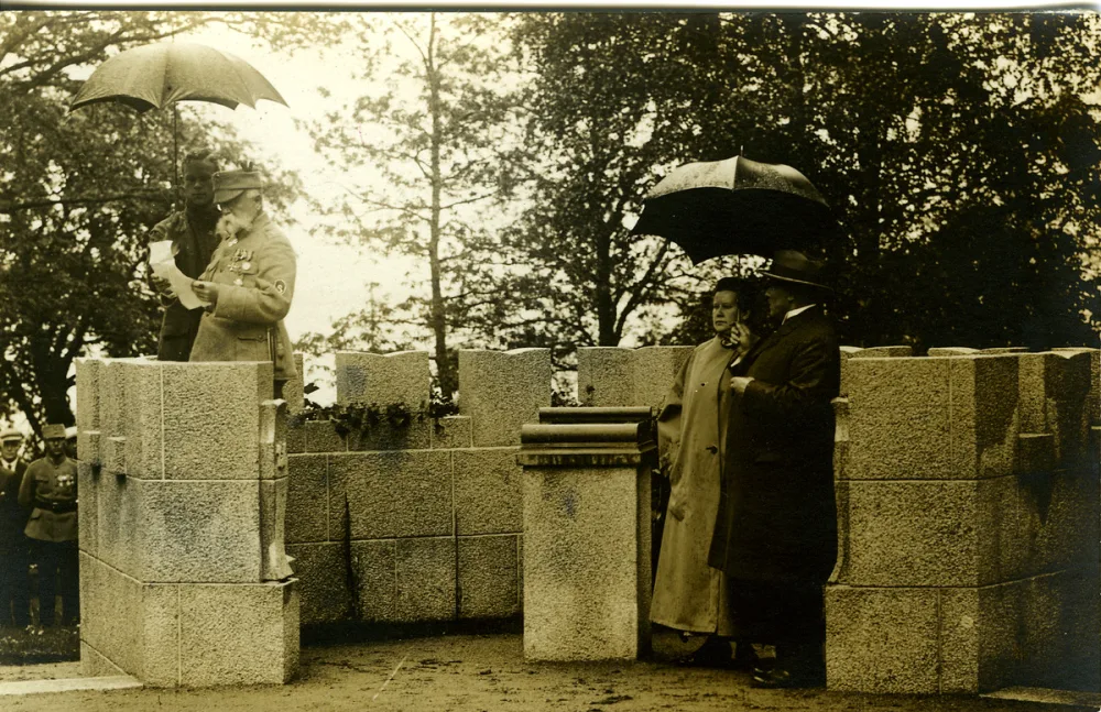 Мемориал в память события 1918 г. (Соколинское)
