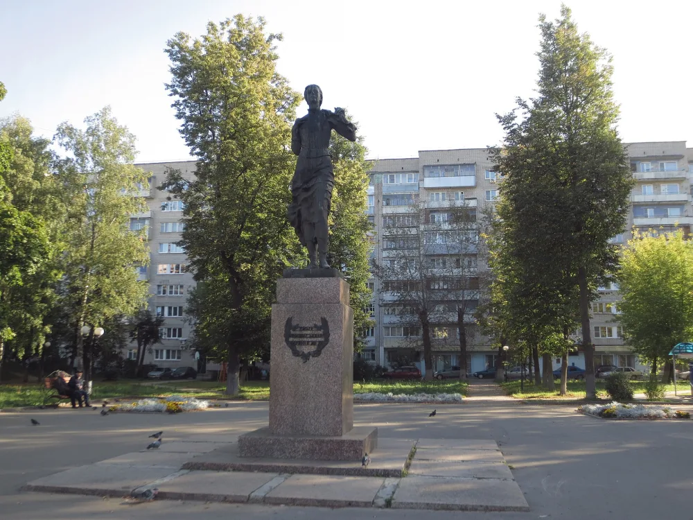 Памятник О. А. Варенцовой