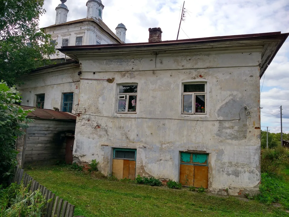 Здание богадельни (Лежнево)
