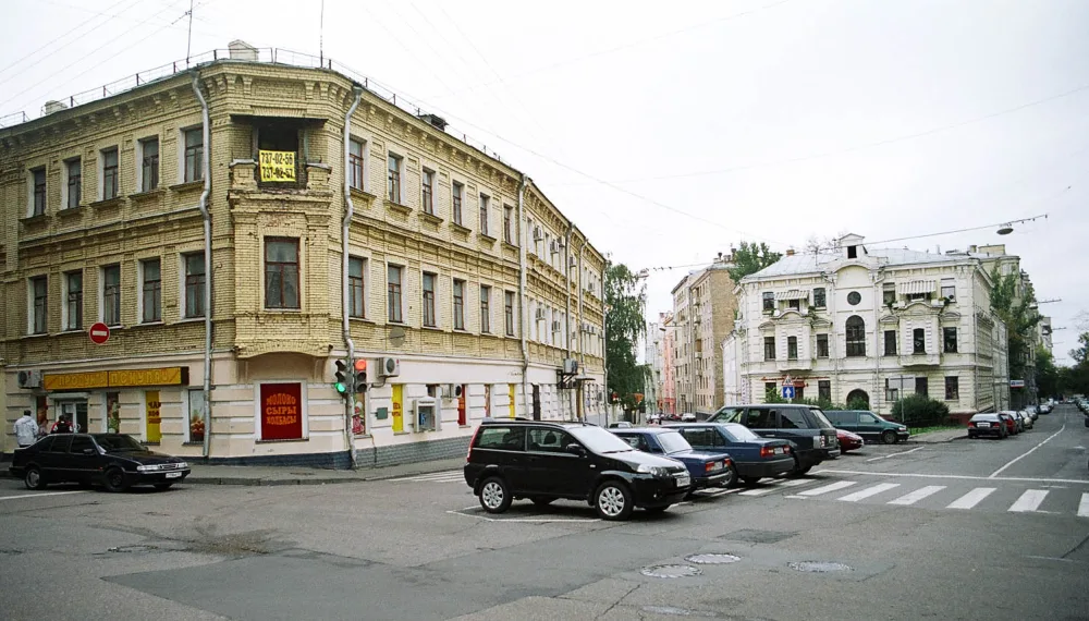Лялина площадь