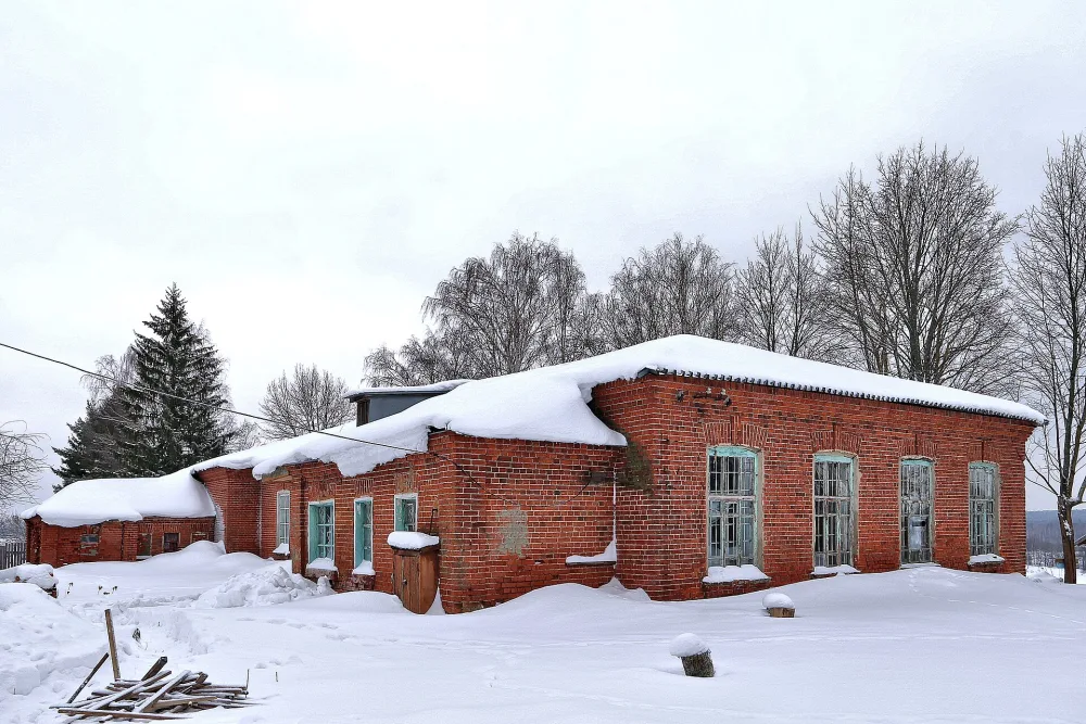 Школа (Патакино)
