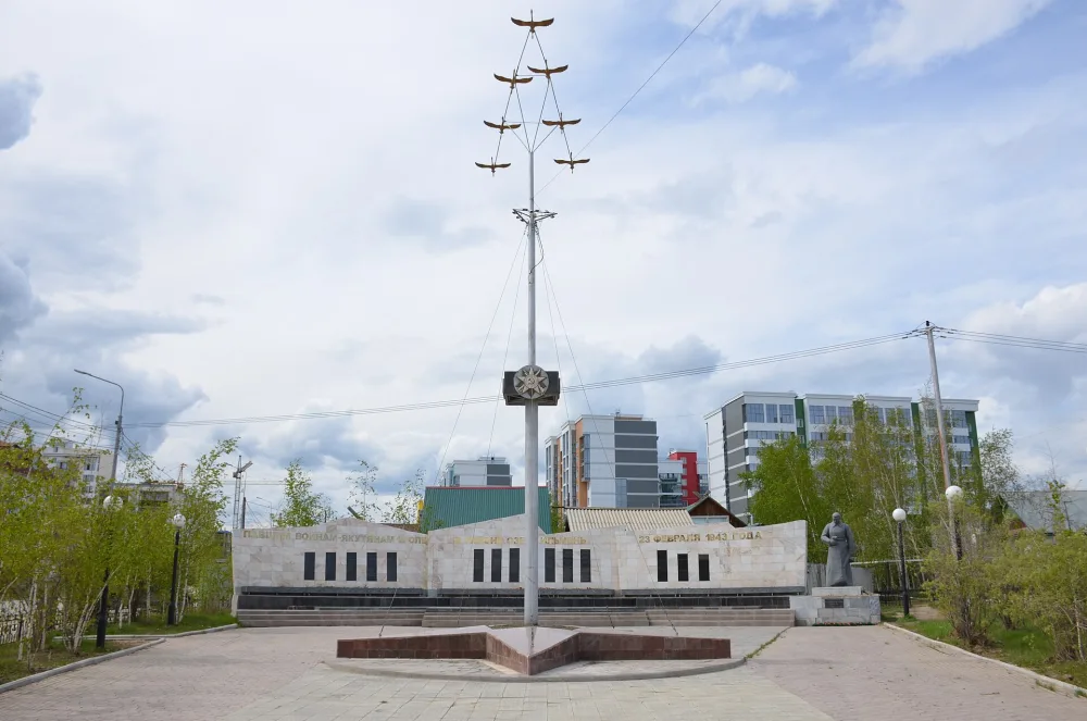 Мемориал-сквер «Журавли над Ильменем»