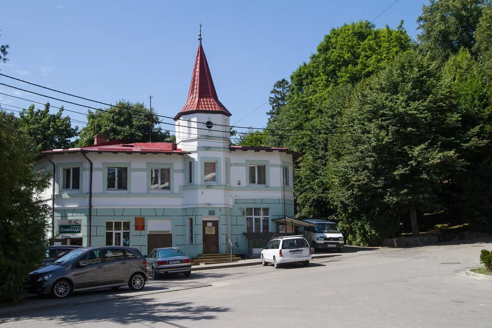 Калининградский проспект 35