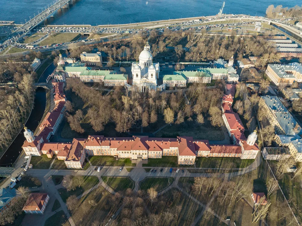 Монастырский остров (Санкт-Петербург)