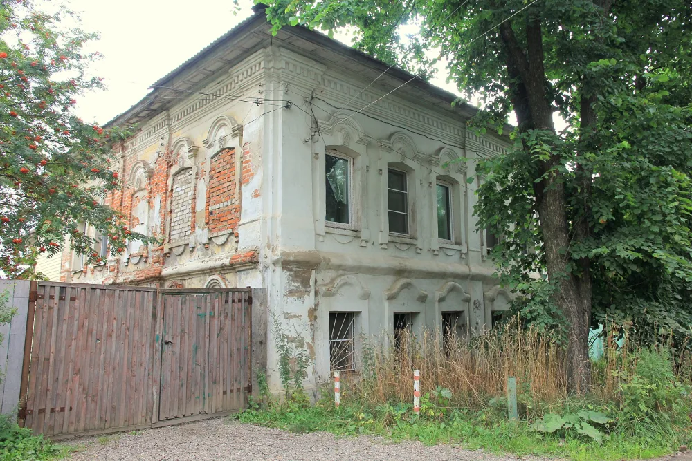 Дом Серебрянникова (Ростов)