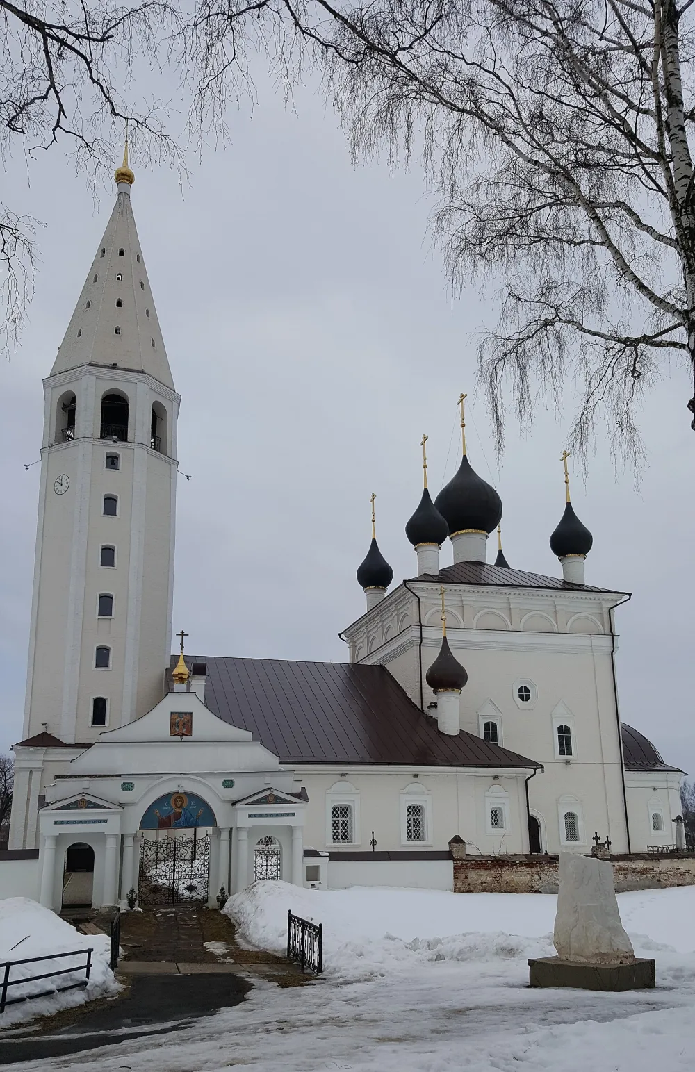 Ансамбль церкви Воскресения (Вятское)