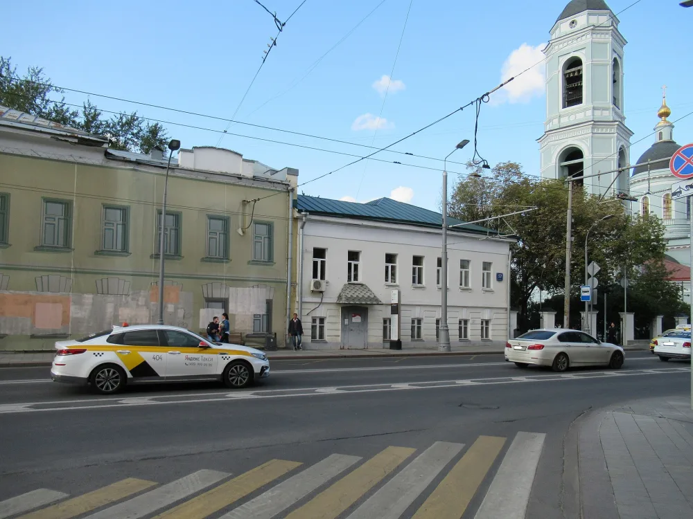 Дом причта храма св. прп. Сергия Радонежского в Рогожской ямской слободе (Таганский)