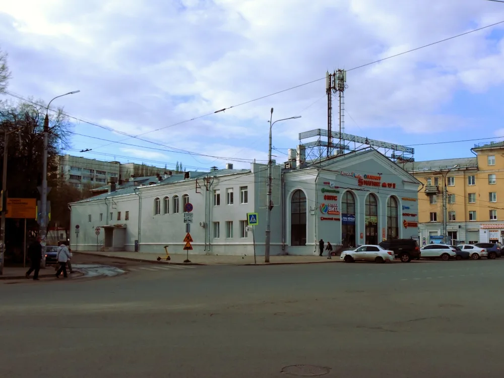 Кинотеатр «Октябрь»