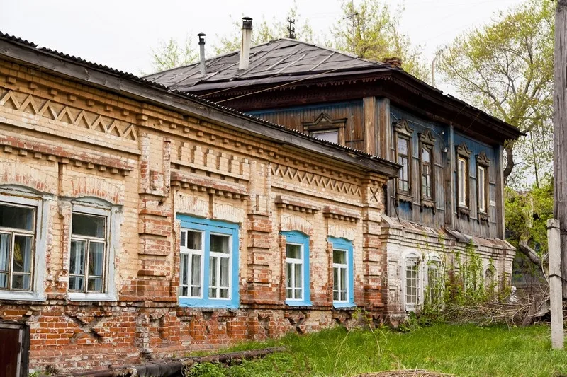 Традиционная усадьба с хозяйственно-ремесленными постройками (Курган)