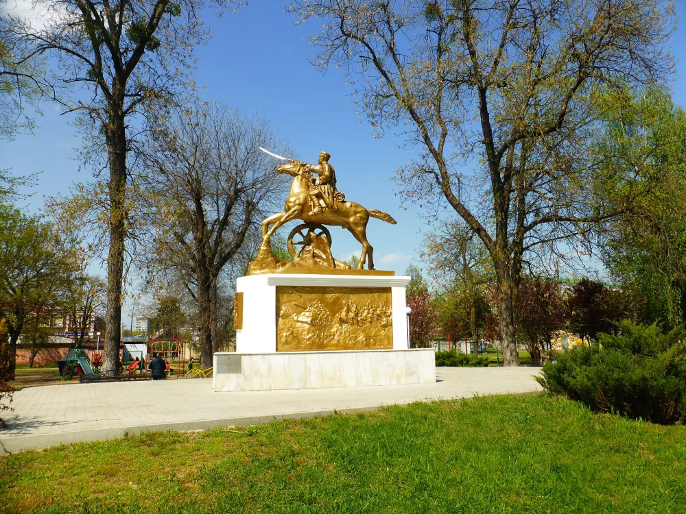 Памятник «Героям битвы за Кубань» в Краснодаре