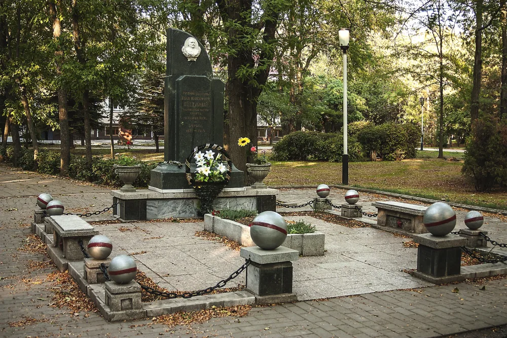 Могила И.М. Поддубного (1870-1949), чемпиона мира по классической борьбе