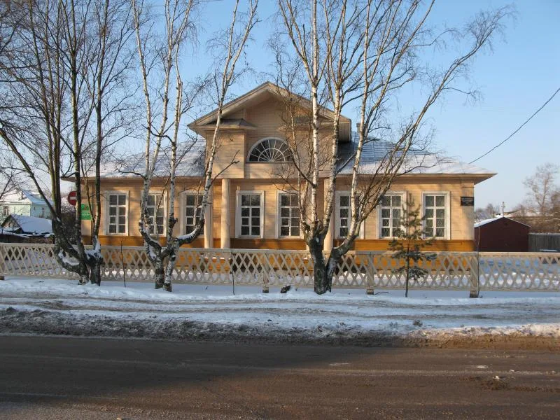 Жилой дом (деревянный) Дмитриевских (Вологда)