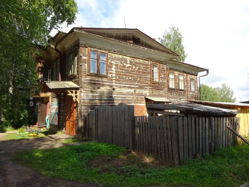 Дом Селянинова (Яренск)