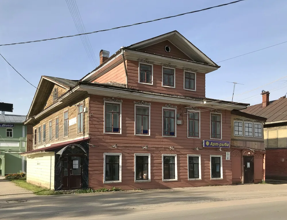 Жилой дом (Великий Устюг)