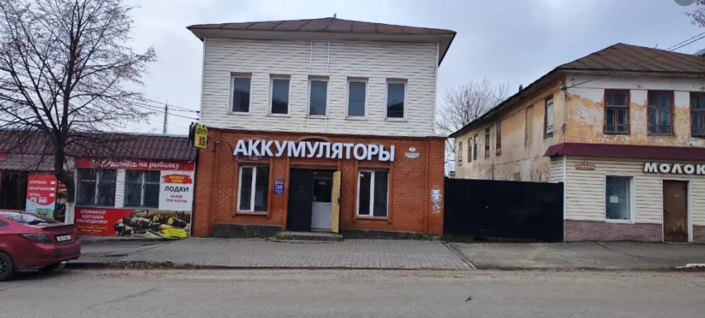 Жилой дом с лавкой (Ефремов)
