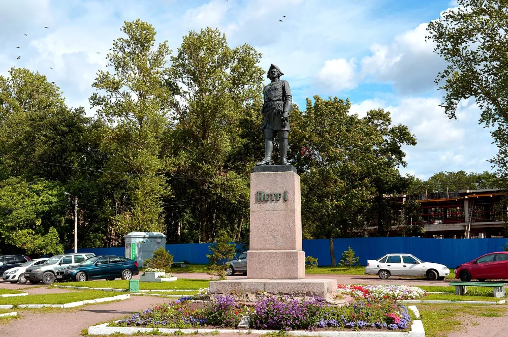 Памятник императору Петру I (Шлиссельбург)