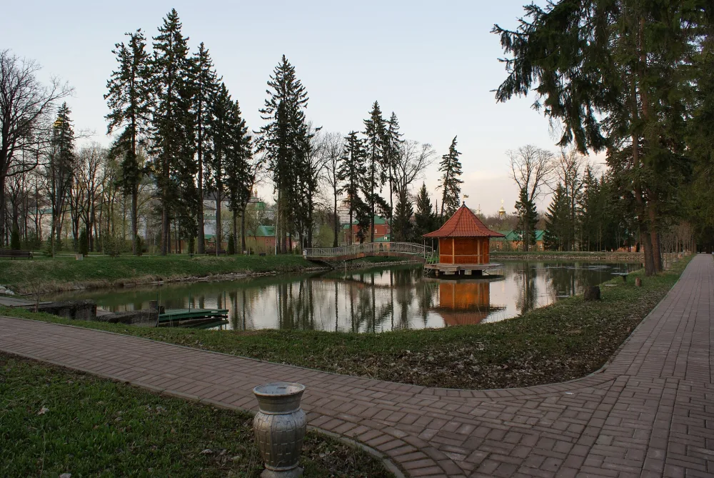 Пафнутьев сад Лавры (Сергиев Посад)