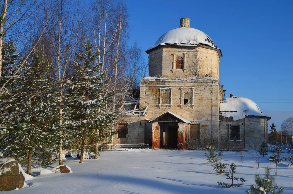 Воскресенский храм (Старица)