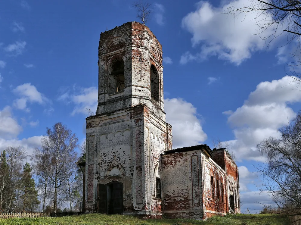 Церковь Михаила Архангела (Смолино)
