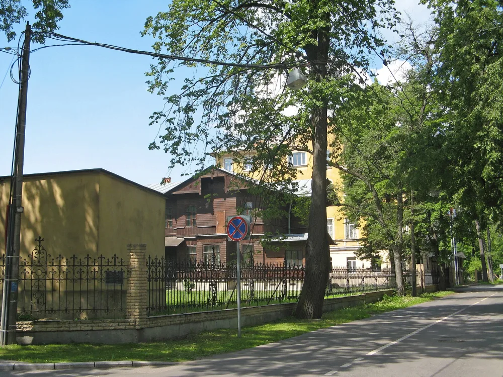 Участок парка