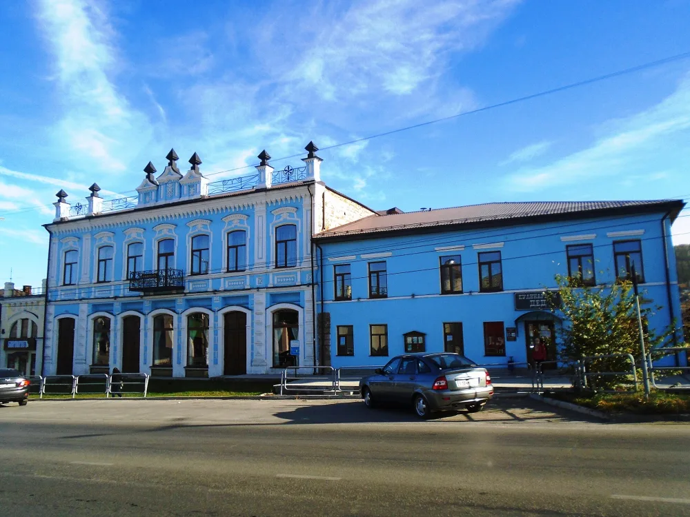 Магазин купца Смирнова (Миасс)