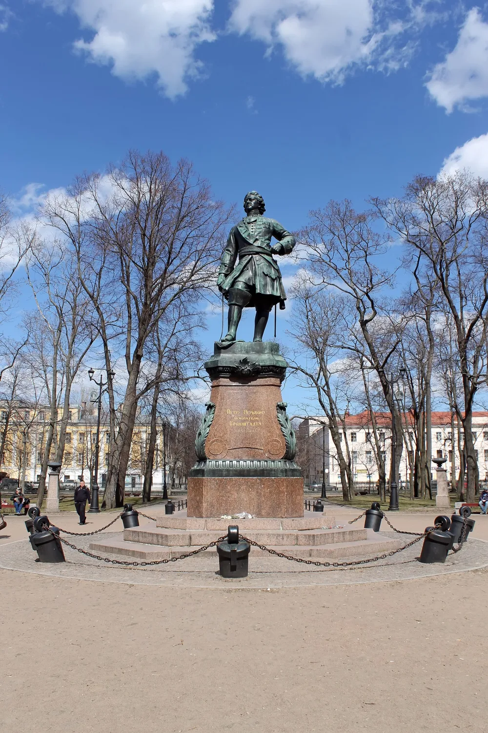 Памятник Петру I в Кронштадте
