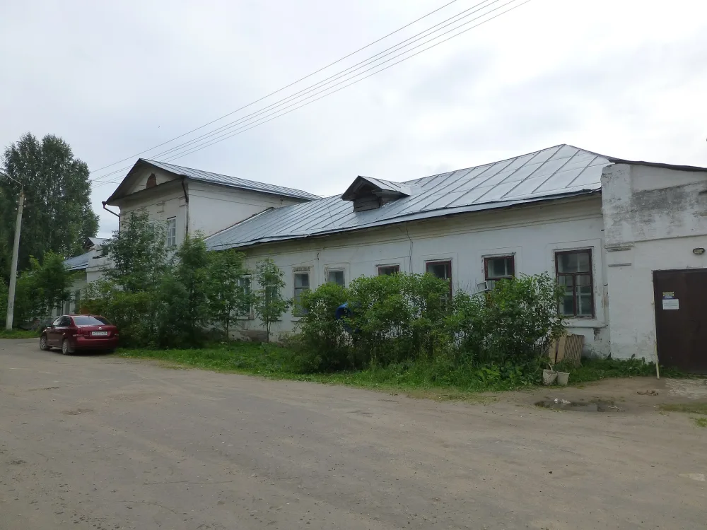 Корпус братский (Тотьма)