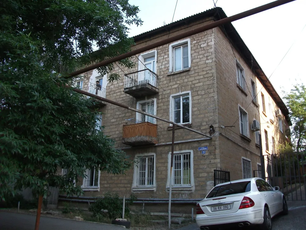 Дом, где находилась Порт-Петровская подпольная большевистская организация (Махачкала)