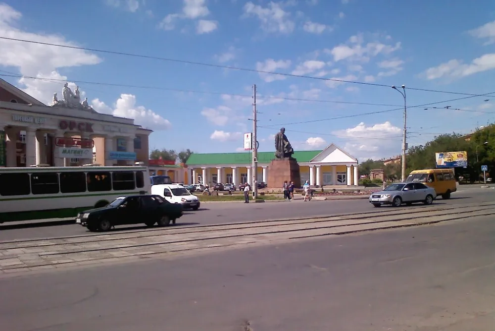 Памятник Тарасу Шевченко (Орск)