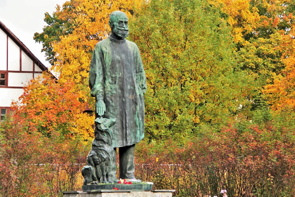 Памятник И.П. Павлову (Павлово)