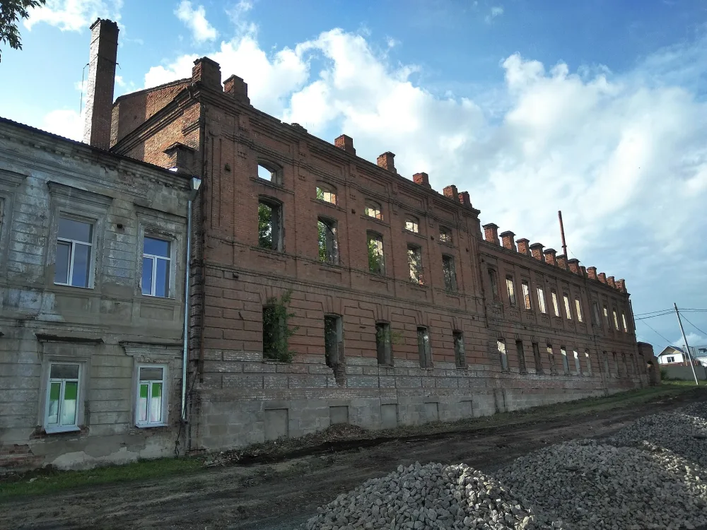 Бывшее духовное училище (Здание, в котором в 1941-1945 гг. размещался госпиталь № 1726) (Камышлов)